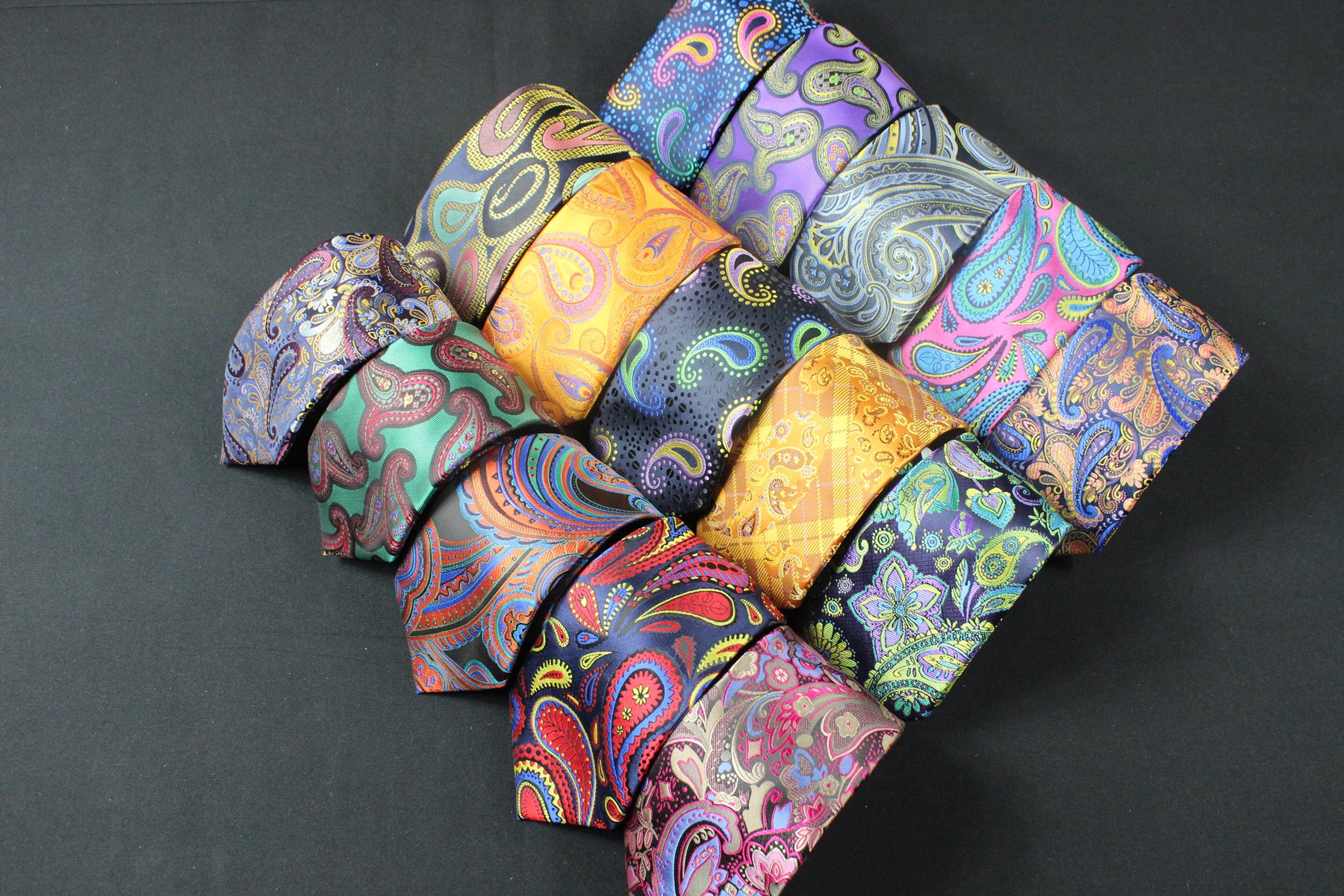 verse 9 ties and socks