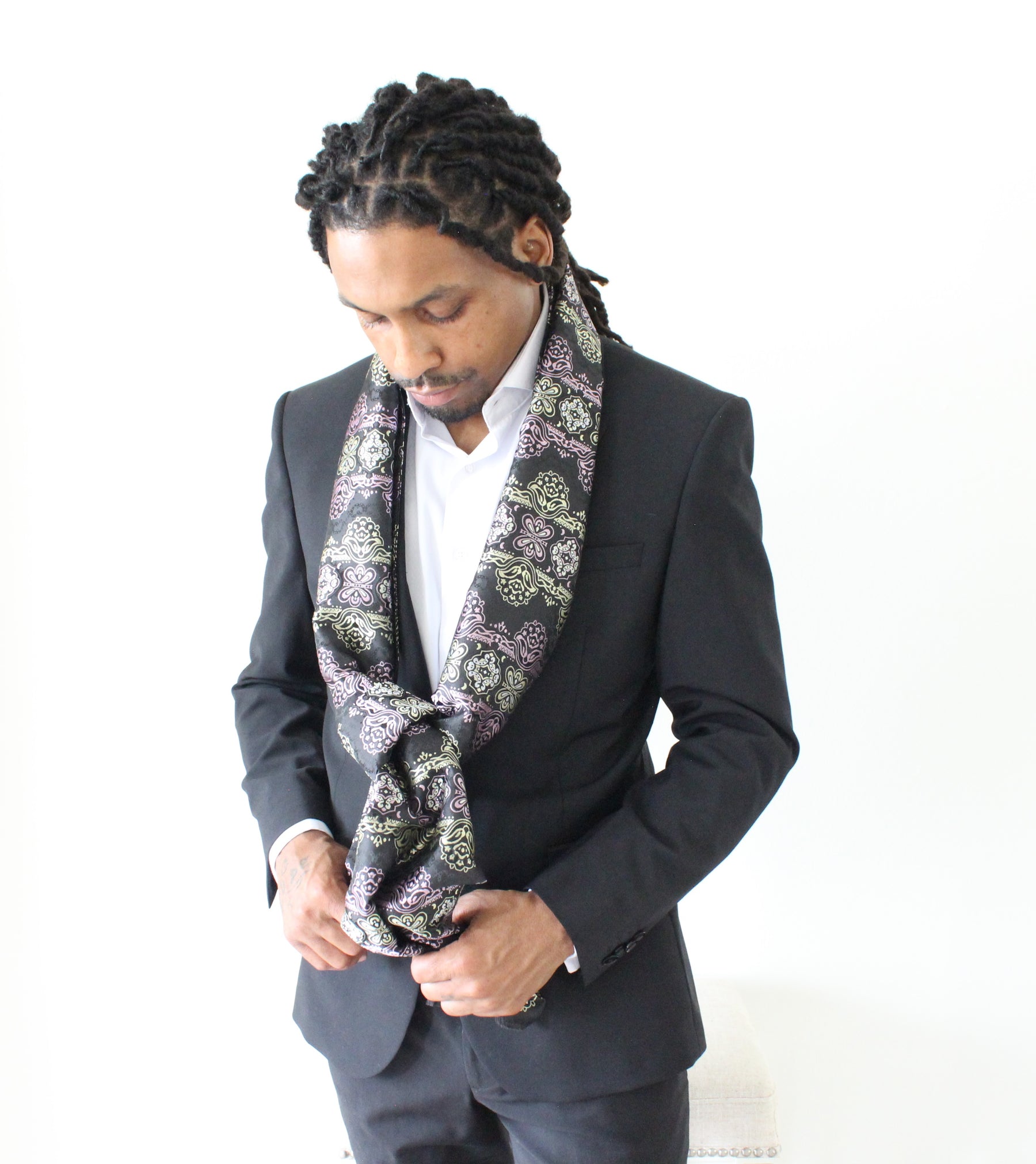 verse 9 ties wholesale